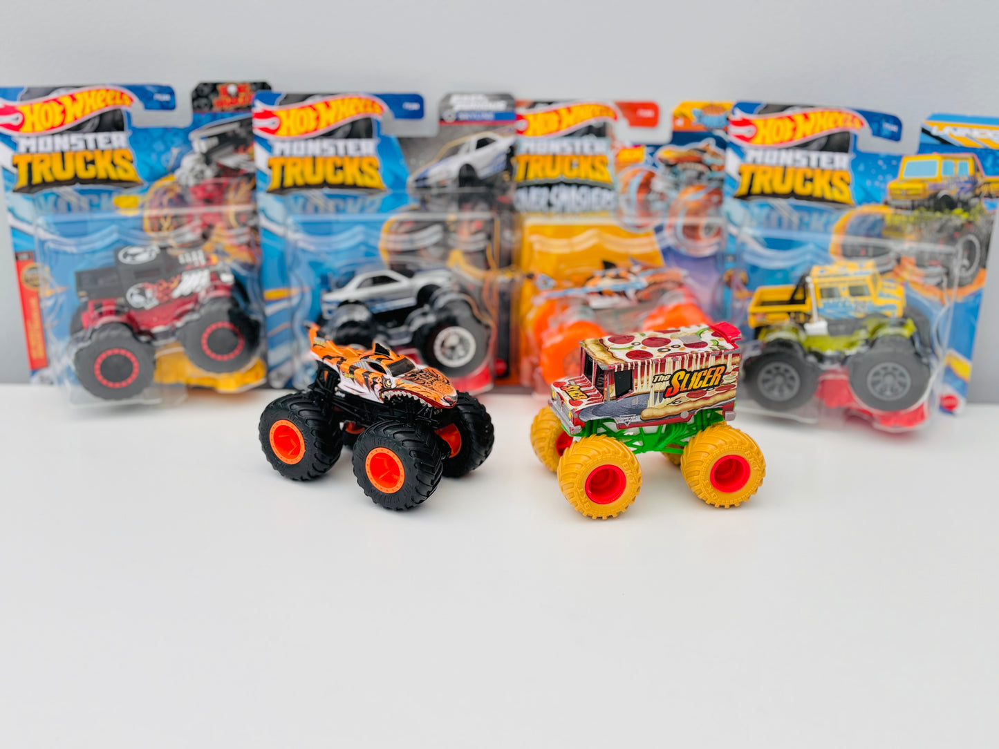 5.5m Race Track + 2 Diecast Cars + 1 Monster Truck (Bundle)